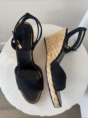 Tory Burch Black Leather Suede Espadrille Wedge Sandals Gold Accents Size 10 EUC